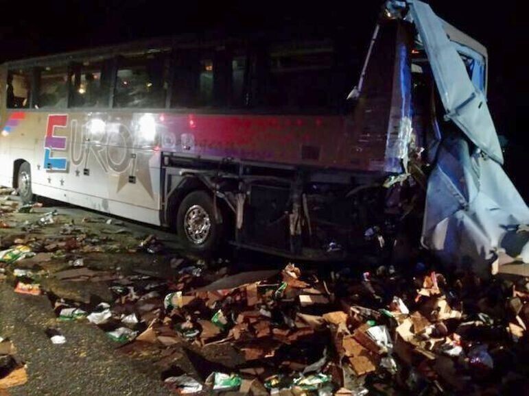 Zdjęcie 4: Wypadek na S8. W autobusie było 48 dzieci 