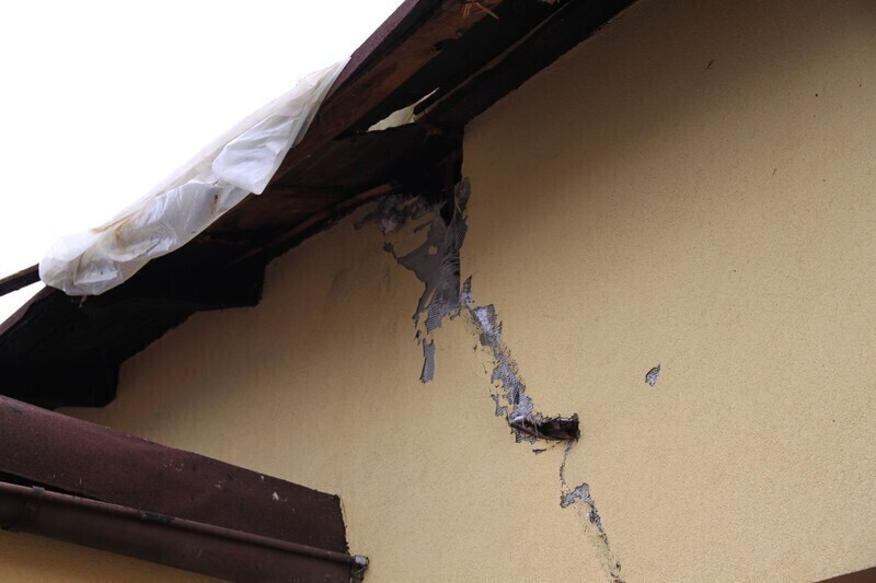 Zdjęcie 16: Najbardziej ucierpiał zabytkowy park i blok przy Dworcowej