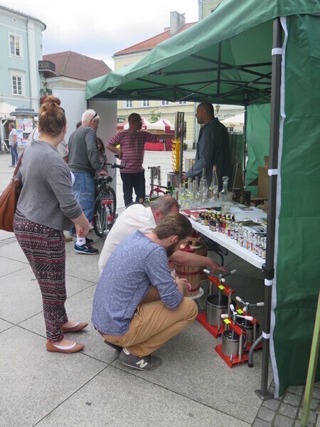 Zdjęcie 5: Okrasa gotował, piotrkowianie próbowali nalewek [FOTORELACJA]