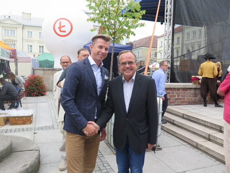 Zdjęcie 13: Okrasa gotował, piotrkowianie próbowali nalewek [FOTORELACJA]