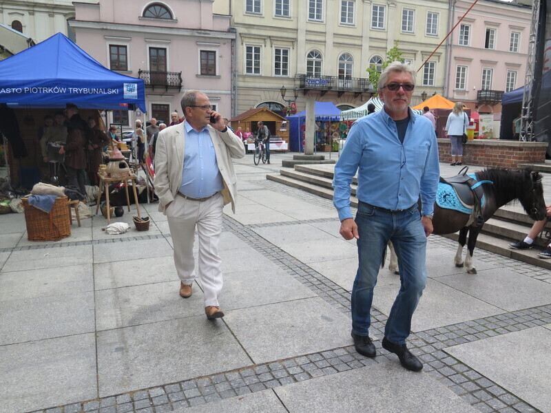 Zdjęcie 15: Okrasa gotował, piotrkowianie próbowali nalewek [FOTORELACJA]