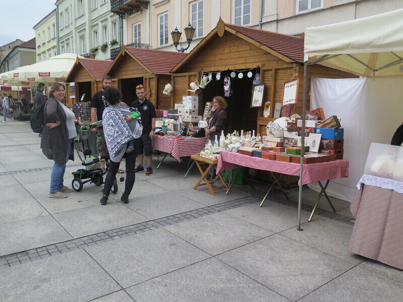 Zdjęcie 16: Okrasa gotował, piotrkowianie próbowali nalewek [FOTORELACJA]