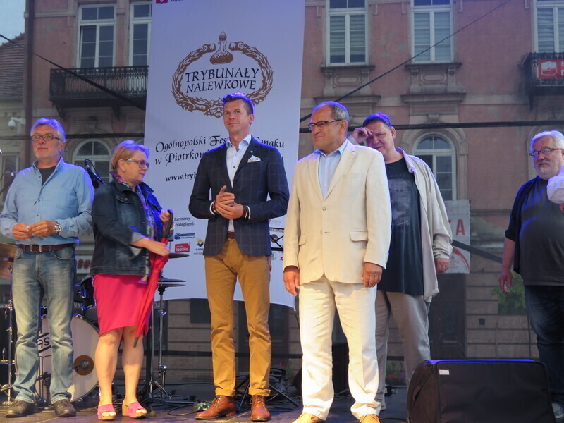 Zdjęcie 23: Okrasa gotował, piotrkowianie próbowali nalewek [FOTORELACJA]