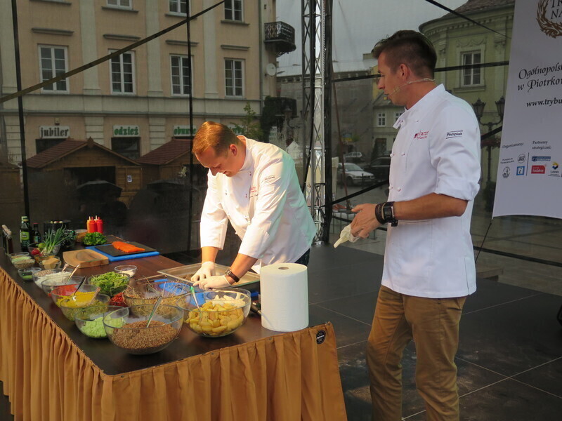 Zdjęcie 39: Okrasa gotował, piotrkowianie próbowali nalewek [FOTORELACJA]