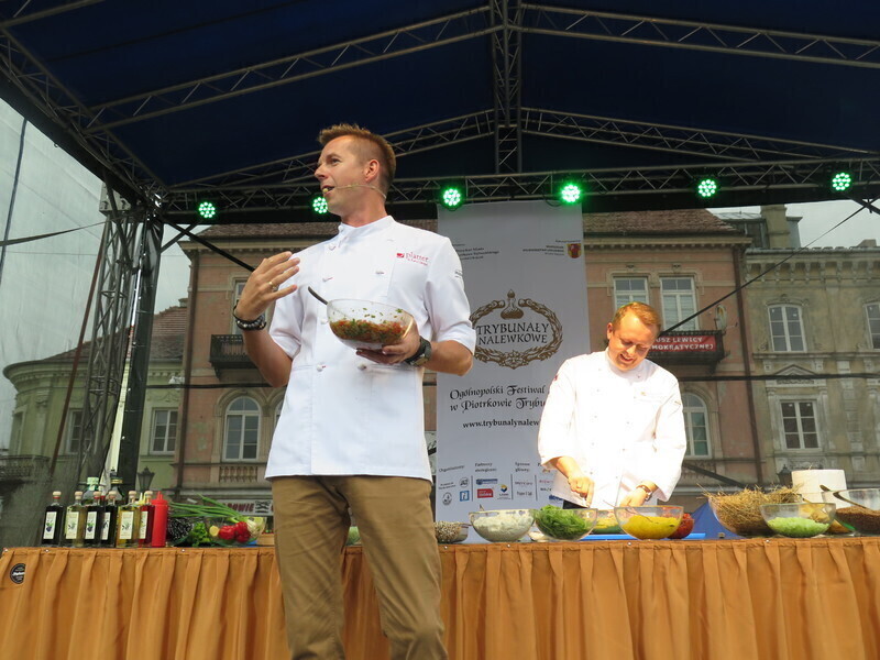 Zdjęcie 43: Okrasa gotował, piotrkowianie próbowali nalewek [FOTORELACJA]