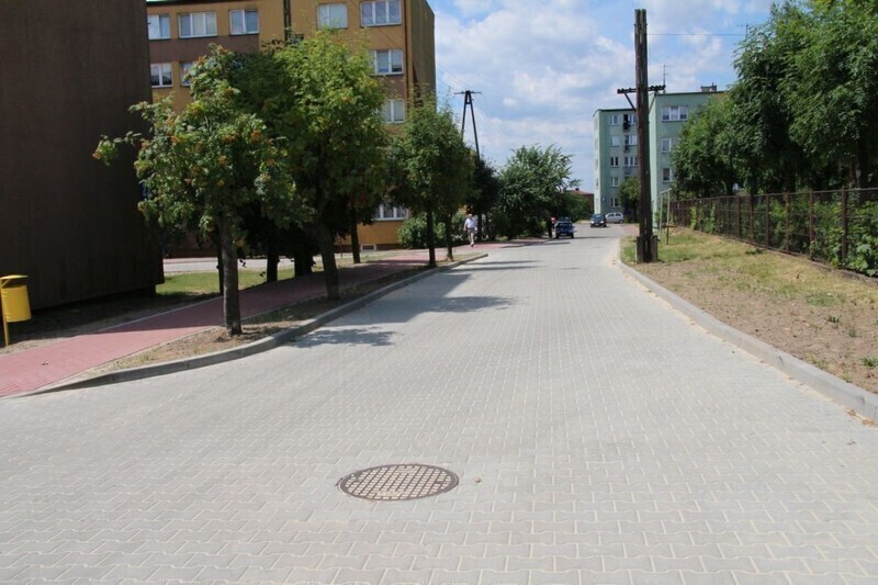 Zdjęcie 2: Osiedle w Woli Krzysztoporskiej jak nowe