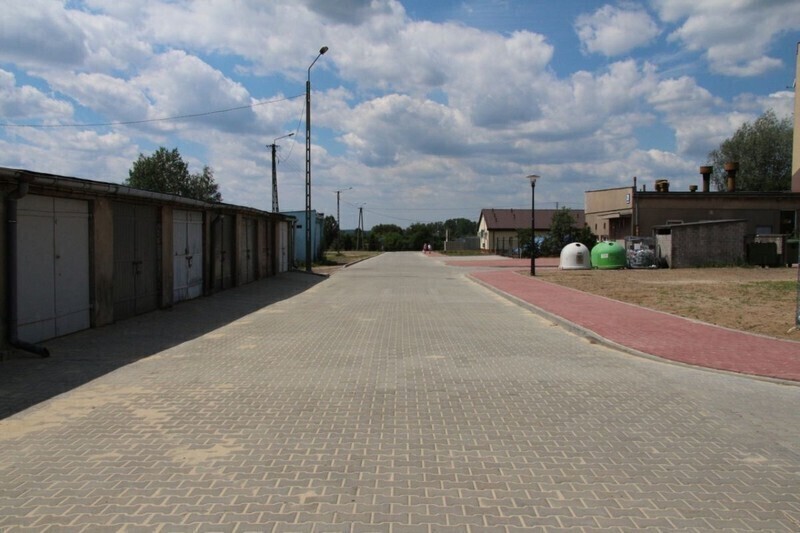 Zdjęcie 12: Osiedle w Woli Krzysztoporskiej jak nowe