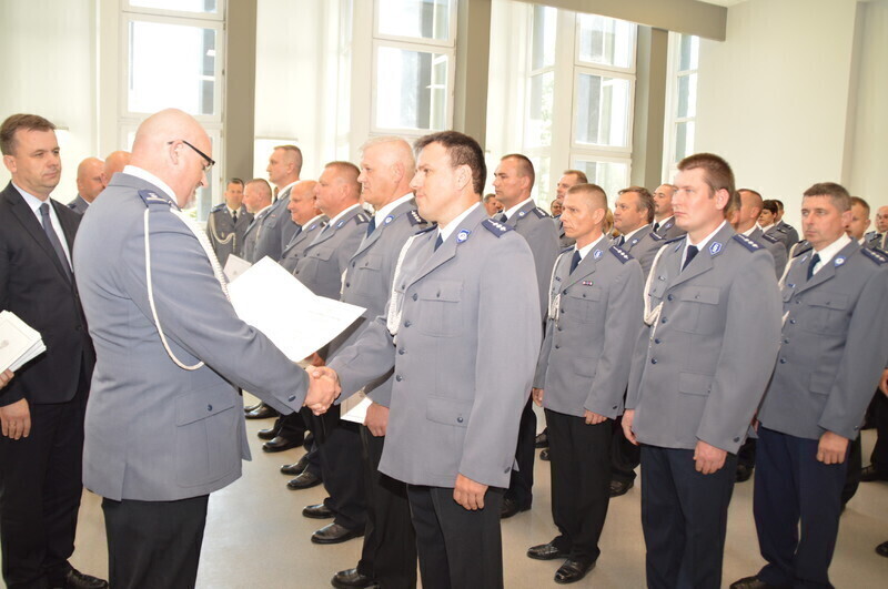 Zdjęcie 7: Święto Policji w piotrkowskiej jednostce