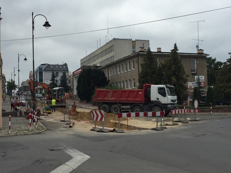 Zdjęcie 1: Trwa remont ul. Sienkiewicza