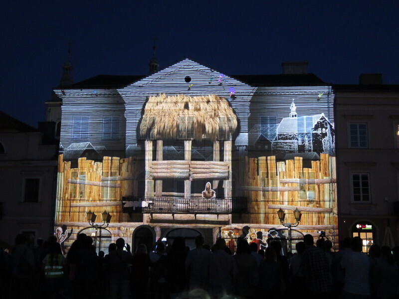 Zdjęcie 5: Niezwykłe widowisko w Rynku Trybunalskim