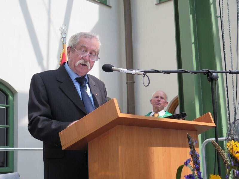 Zdjęcie 5: Bóg stworzył pszczołę