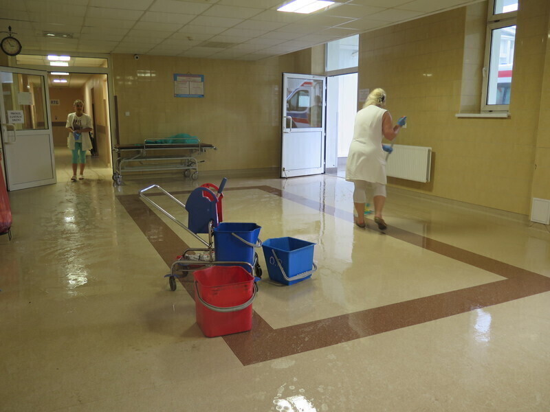 Zdjęcie 6: Po ulewie podtopiony szpital