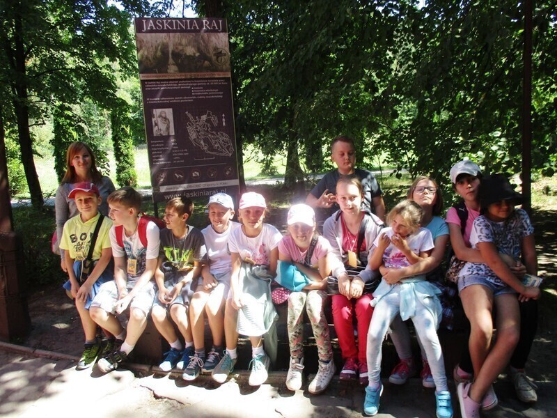 Zdjęcie 8: Dzieci z Piotrkowa w Jaskini Raj 