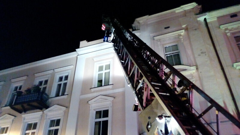 Zdjęcie 5: Pożar w kamienicy przy Dąbrowskiego