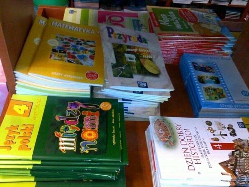 Komu należy się szkolna wyprawka