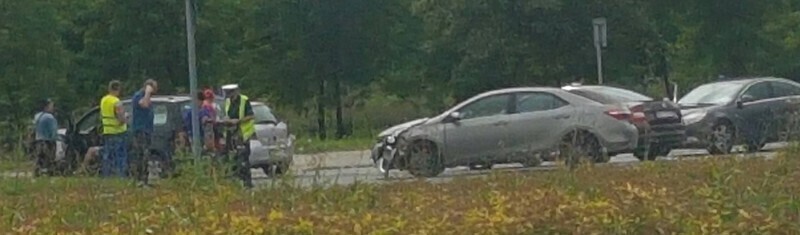 Zdjęcie 9: Stłuczka na rondzie Sulejowskim