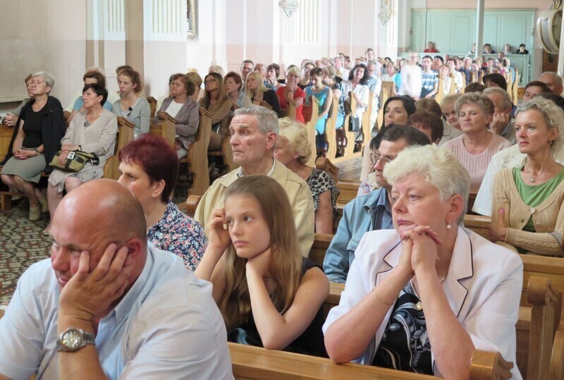 Zdjęcie 2: Wolbórz: Maciej Zakościelny w roli narratora 