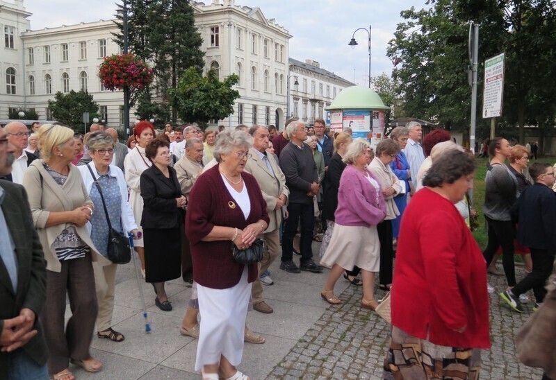 Zdjęcie 23: Pierwsza taka procesja w Piotrkowie
