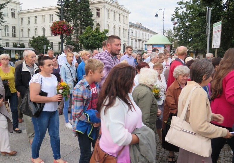 Zdjęcie 25: Pierwsza taka procesja w Piotrkowie