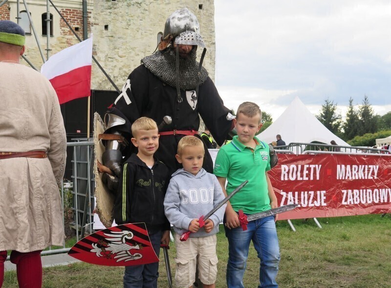 Zdjęcie 10: Średniowieczna biesiada w Sulejowie