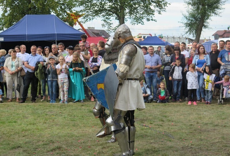 Zdjęcie 16: Średniowieczna biesiada w Sulejowie