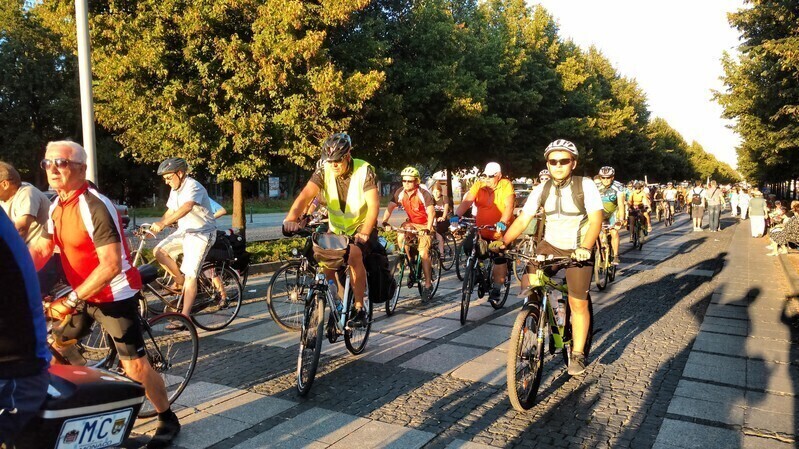 Zdjęcie 5: 11. Piotrkowska Pielgrzymka Rowerowa dotarła do Częstochowy 