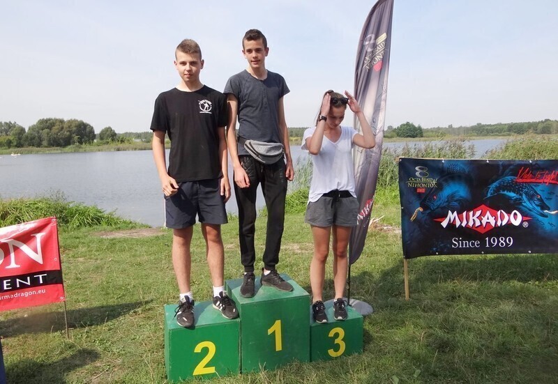 Zdjęcie 3: Najpierw wędkowali, potem grillowali 