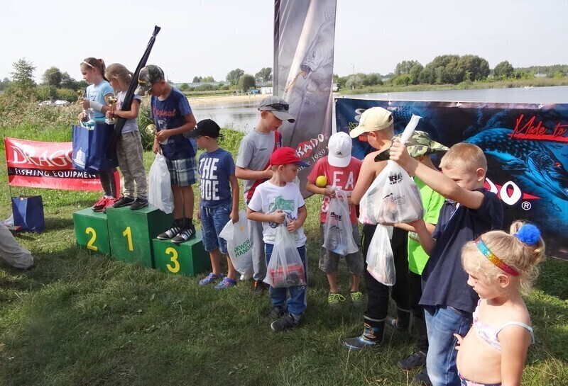 Zdjęcie 4: Najpierw wędkowali, potem grillowali 