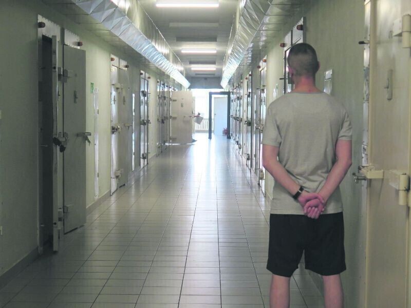 Zdjęcie 1: Na Wroniej budują oddział dla alkoholików