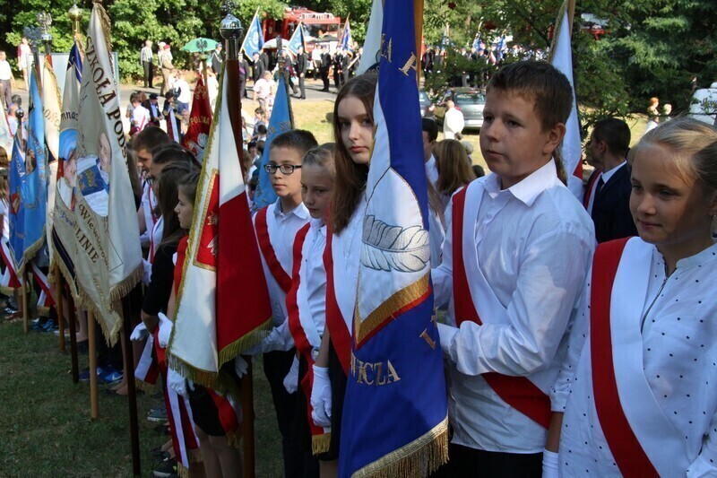 Zdjęcie 13: Minister Macierewicz na Górach Borowskich w gm. Wola Krzysztoporska 