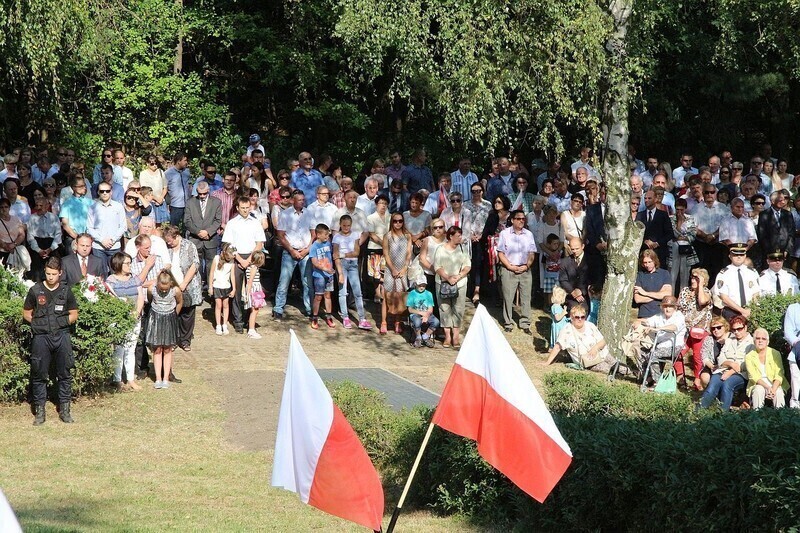 Zdjęcie 18: Minister Macierewicz na Górach Borowskich w gm. Wola Krzysztoporska 