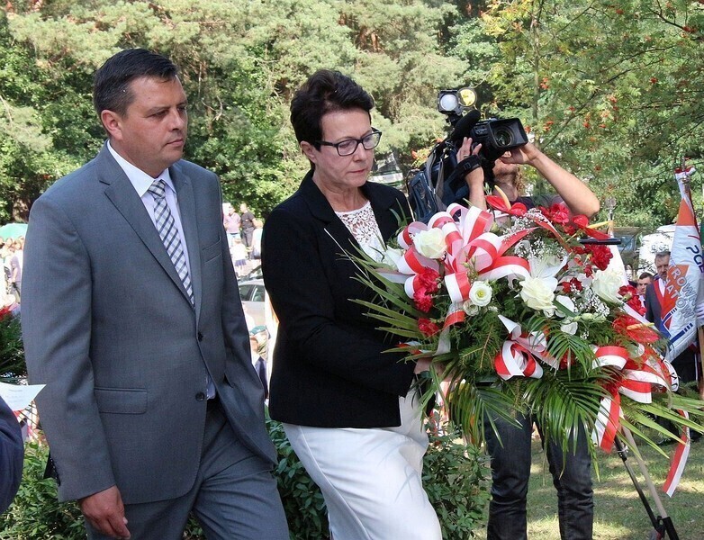 Zdjęcie 31: Minister Macierewicz na Górach Borowskich w gm. Wola Krzysztoporska 