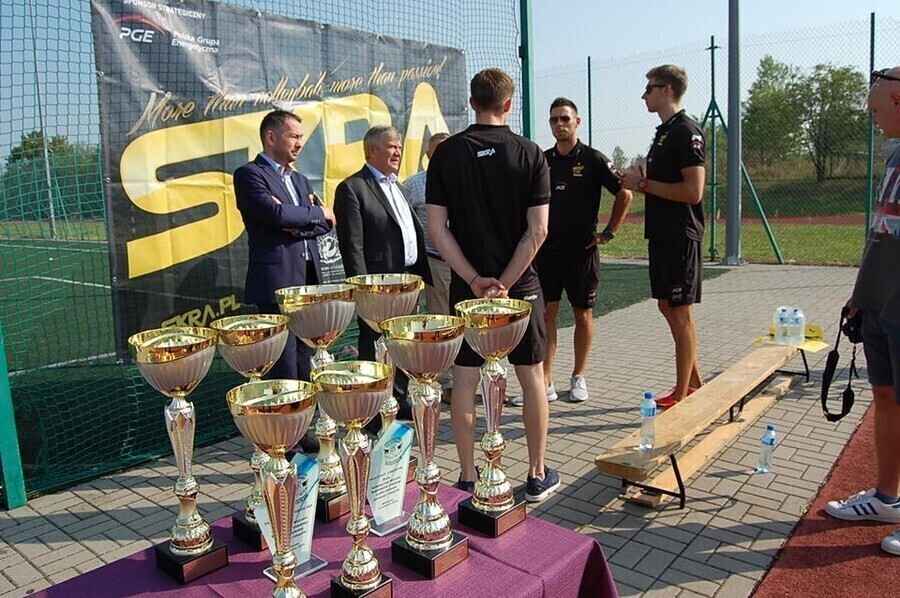 Zdjęcie 1: Gimnazjaliści z Przygłowa najlepsi