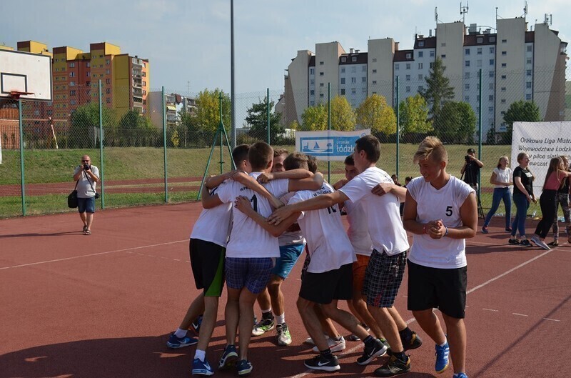 Zdjęcie 6: Gimnazjaliści z Przygłowa najlepsi