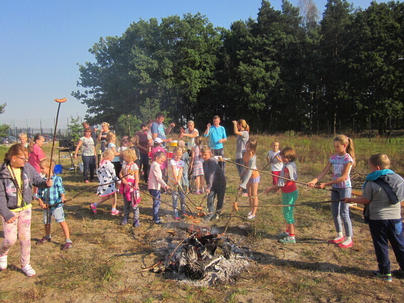 Zdjęcie 7: Sprzątanie  świata w Jarostach