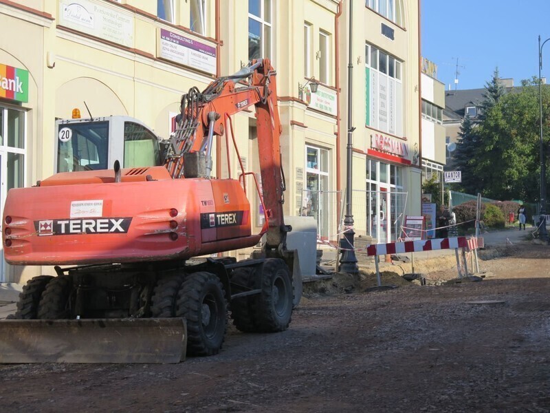 Zdjęcie 11: Sienkiewicza w granicie. Będzie opóźnienie?