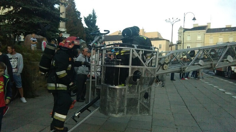 Zdjęcie 7: Pożar pustostanu przy Narutowicza