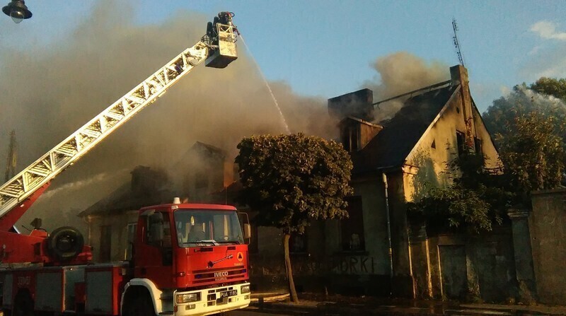 Zdjęcie 12: Pożar pustostanu przy Narutowicza