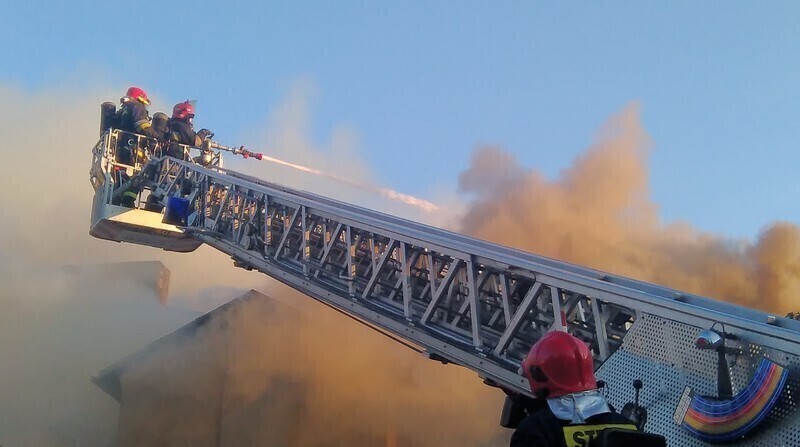 Zdjęcie 19: Pożar pustostanu przy Narutowicza