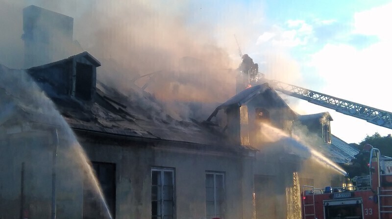 Zdjęcie 20: Pożar pustostanu przy Narutowicza