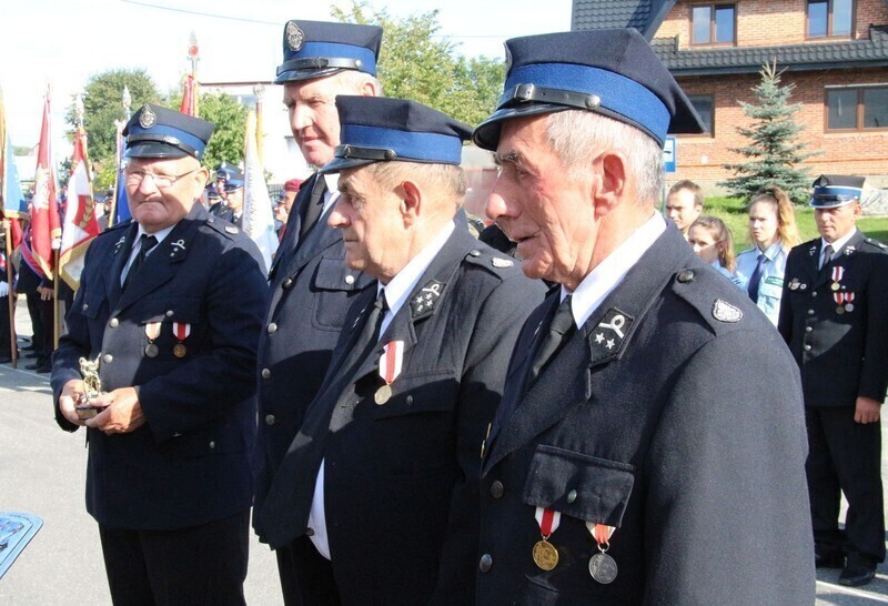 Zdjęcie 11: Strażacy z Bujen świętowali 90-lecie istnienia jednostki