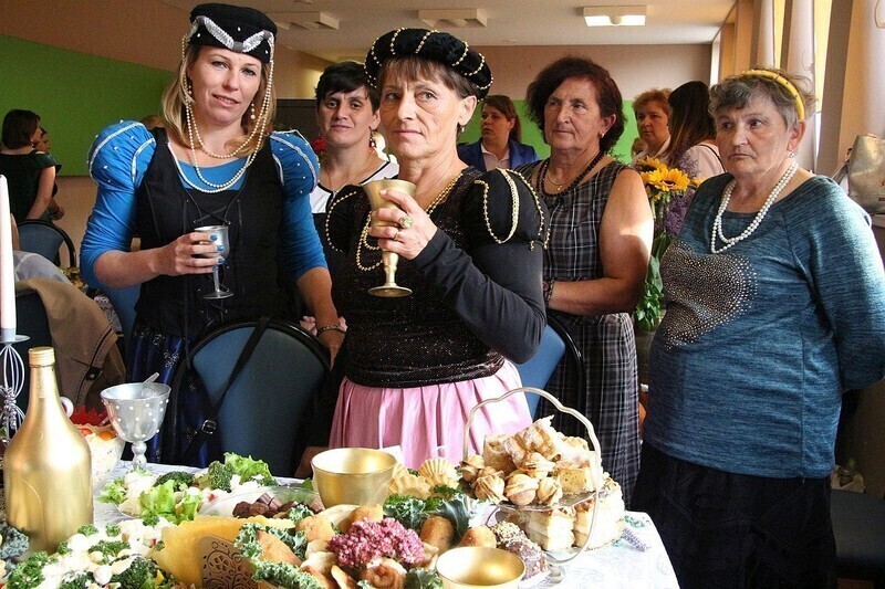 Zdjęcie 12: Smaki królowej Bony znów zagościły w Woli Krzysztoporskiej