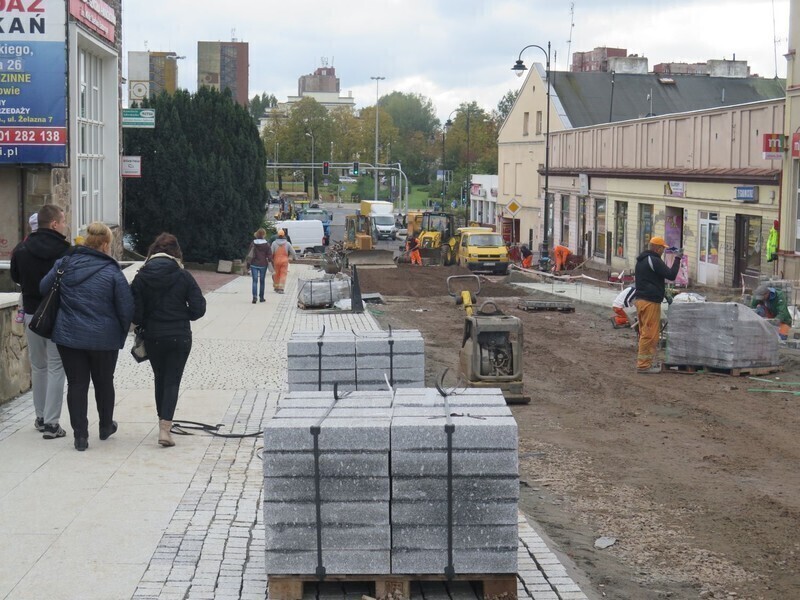 Zdjęcie 5: Zburzyli schody przy Sezamie