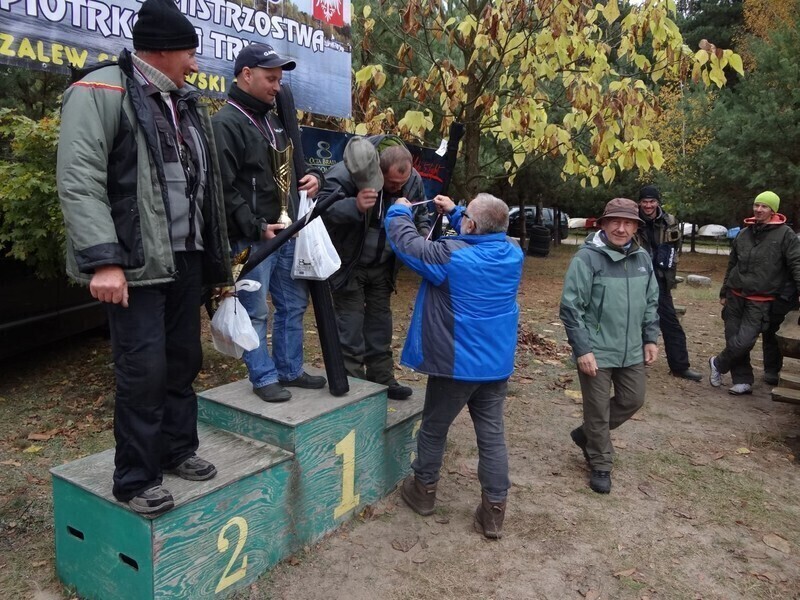 Zdjęcie 2: Złowili 13 szczupaków i 76 okoni 