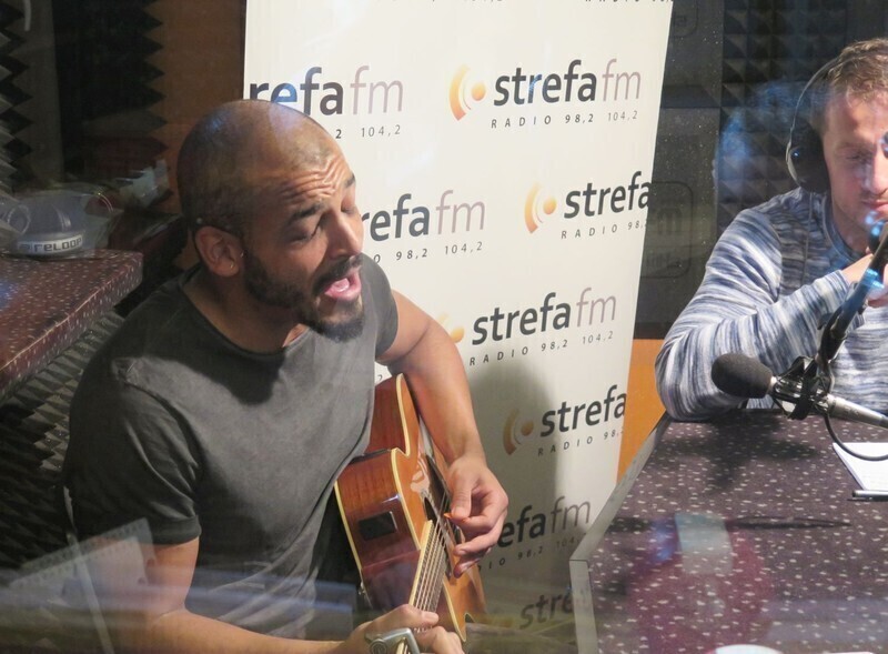 Zdjęcie 5: Damian Ukeje w Strefie FM 