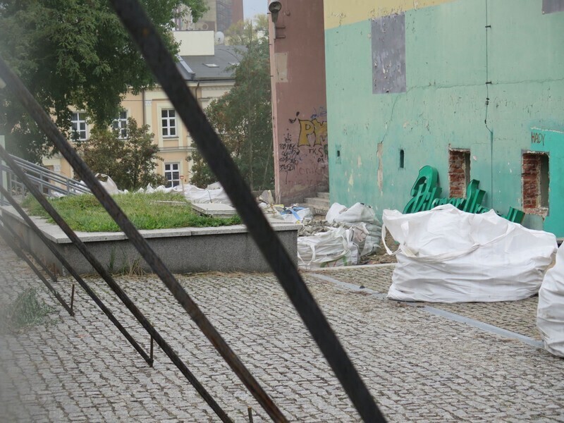 Zdjęcie 5: Rozbiórka Hawany rozpoczęta 