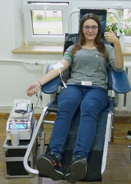 Zdjęcie 9: W szkole w Bujnach uczniowie oddawali krew