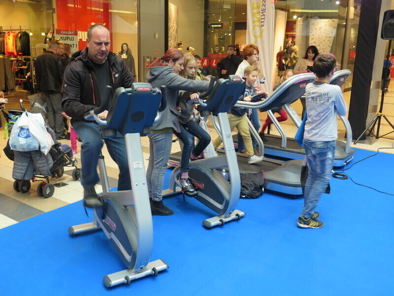 Spal kalorie i pomóż dzieciom