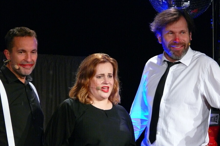 Hrabi contra Wyjazdowy Poligon Kabaretowy czyli trzeci dzień Trybunałów Uśmiechu