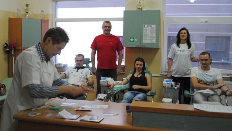 Zdjęcie 3: Bili rekord sercem 